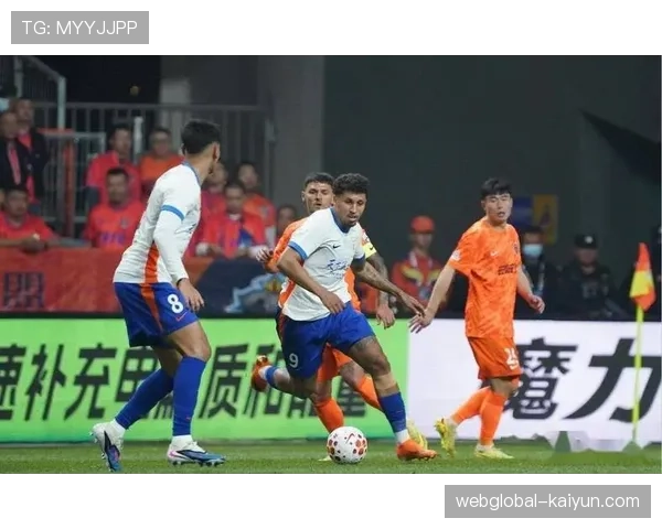 云南玉昆外援三叉戟火力全开 4-0大胜泰山彰显黑马本色 云南玉昆外援三叉戟火力全开 4-0大胜泰山彰显黑马本色